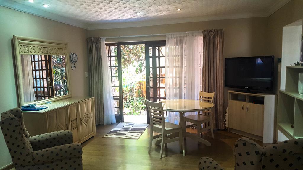 Aark Guest Lodge فاندربايلبارك المظهر الخارجي الصورة